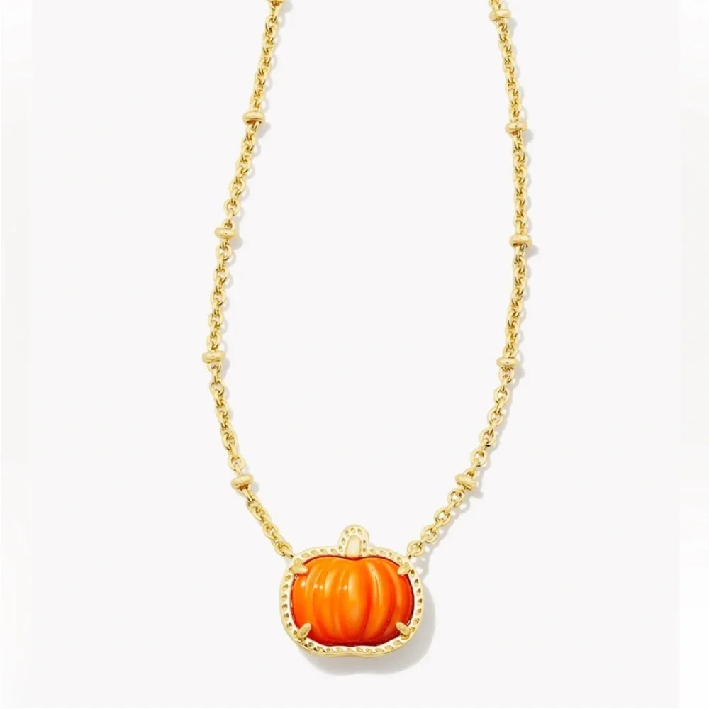 Kendra Scott Pumpkin Gold Short Pendant Necklace in Orange Mother-of-Pearl